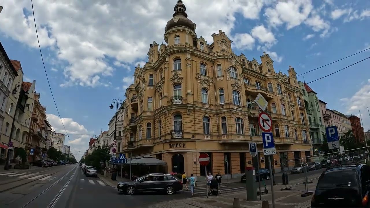 What kind of architecture is in Bydgoszcz, Poland?
