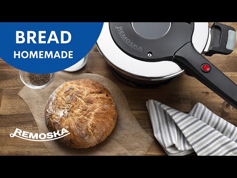 Homemade bread from Remoska® Tria