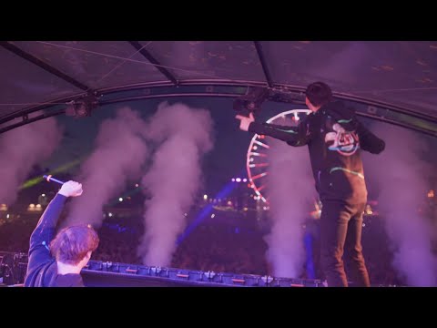 HAVE YOU CHECKED OUT OUR ALBUM YET?! 🎻