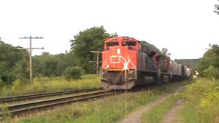 preview picture of video 'CN 368 - CN 8954 East at Hallacks Road'
