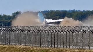 Vietnam Boeing 787 Overruns The Runway