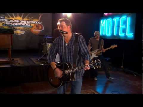 Pat Green performs  Wave On Wave  on the Texas Music Scene