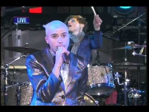 Neon Trees: Animal, Lessons In Love, Everybody Talks (New Year's Eve 2012)