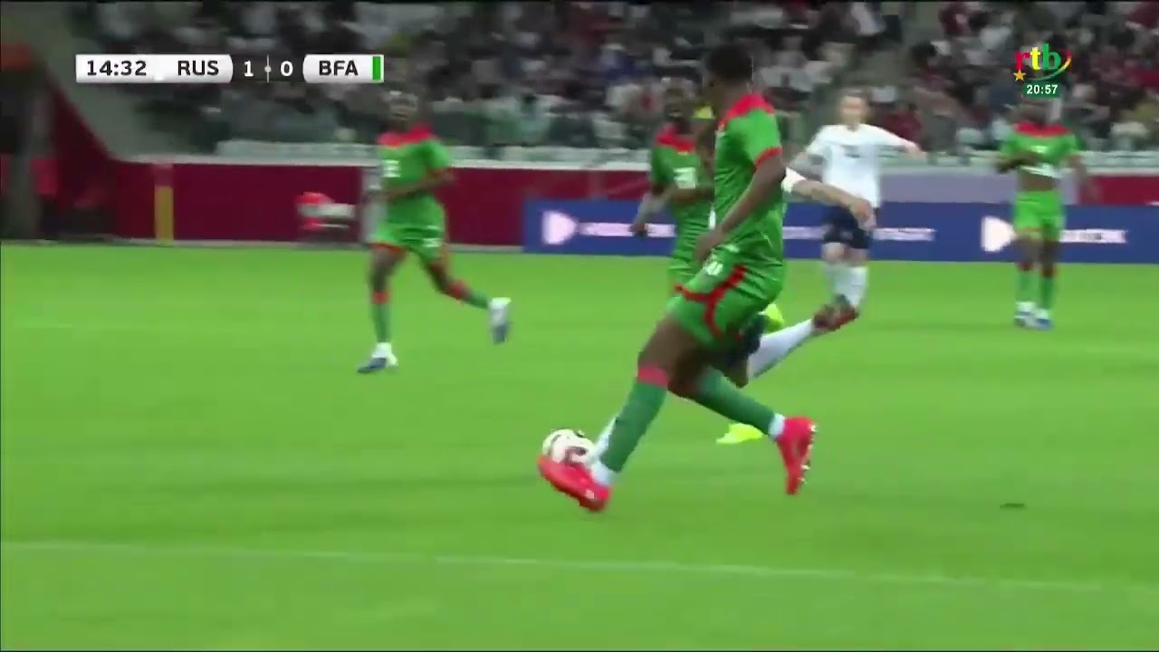 Sport/Football : la Russie bat le Burkina Faso par 3 buts à 0