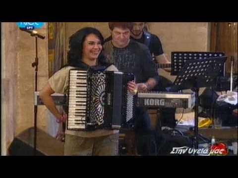 akornteon (accordeon) - Zoi Tiganouria