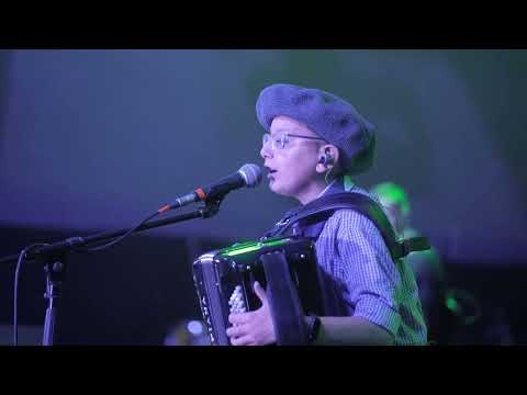 Enganchado Patria Gaucha 2025   Lucas Sugo ft Enzo Castro Video Oficial