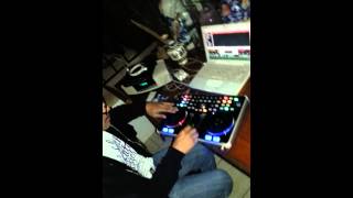 Coloss & DJ Mana Vestax VCI 300
