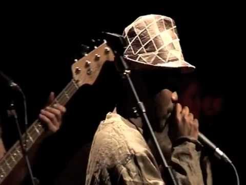 Play a live the bongo song