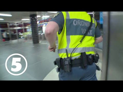 Tunnelbanan | En man får epilepsianfall i tunnelbanan