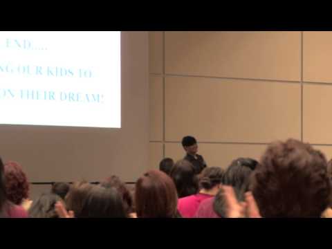 American Idol contestant Adam Sanders makes appearance at teacher workday