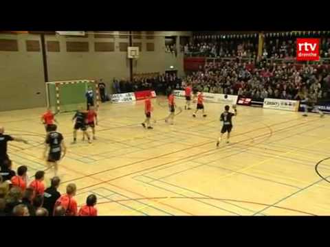 Hurry Up verslaat E&O in handbalderby