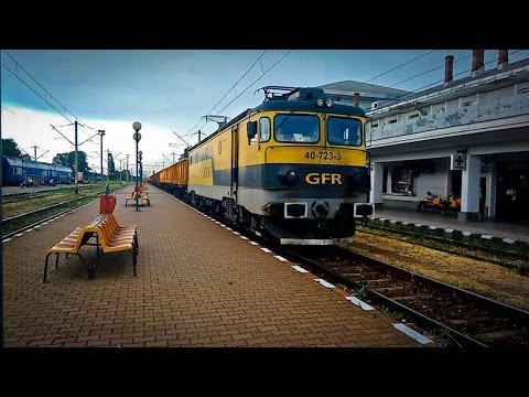 Former Rompetrol locomotive hauling GFR freight train in Pascani [June, 2015]