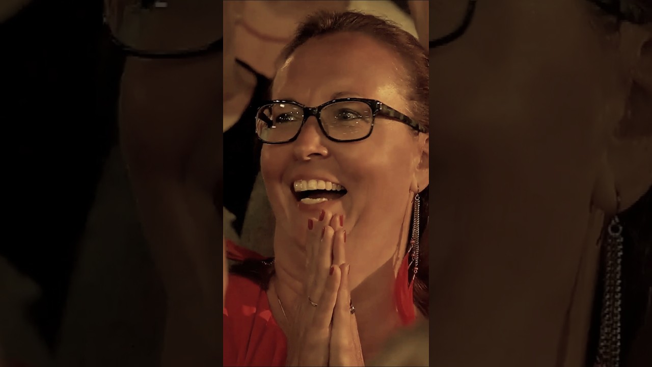 Best Musical Humor Acts - Wendy Kokkelkoren (Live Music Performance Video)