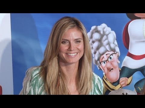 HEIDI KLUM at "Hoodwinked Too! Hood VS Evil" Premiere