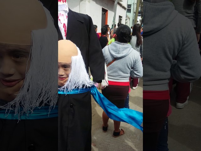 Vídeo relacionado con Disfraz de Hidalgo para hombre