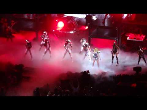LADY GAGA - BAD ROMANCE LIVE IN MONTREAL (June 28th 2010)
