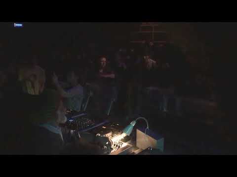 Rootikaly Yours #5 02/02/18 : King Earthquake plays "Horns Man"