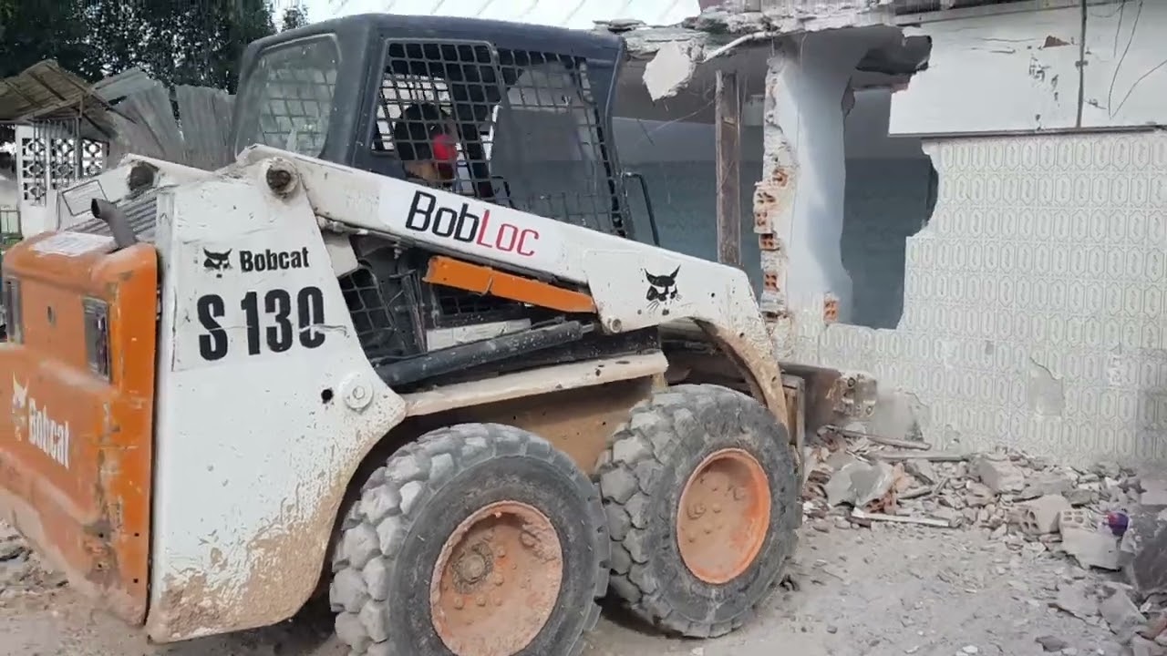 Locação de Bobcat em Curitiba com Atendimento Rápido | Entrega em 24h | Bob Loc