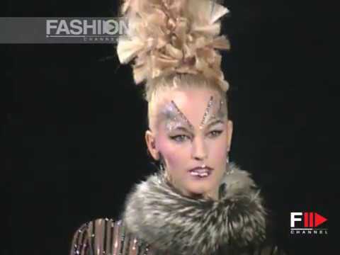 Fashion Show "Egon Von Furstenberg" Haute Couture Women Autumn Winter 2003 2004 Rome 2 of 6