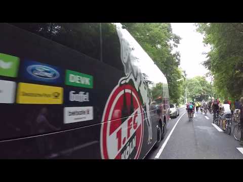 1 FC Köln Bus bei der Critical Mass Köln August 2017