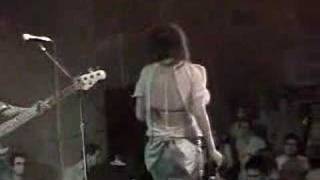 What a Shame y Fragilidad En Concierto Belanova