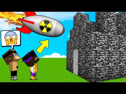 BOMBA ATOMICA vs CASTELLO DI BEDROCK! - Minecraft ITA
