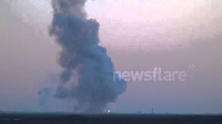 preview picture of video 'Antares rocket explosion'