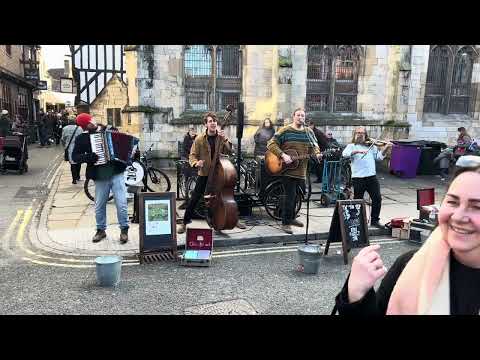 Hyde Family Jam - Busking in York Dec. 2025