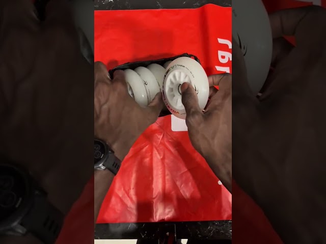 FLYING EAGLE LAZER WHEELS ULTRA COLOR SHIFTING 110MM