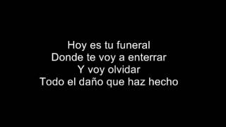 Dulce María - Cementerio De Los Corazones Rotos (with lyrics)