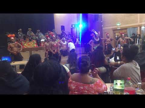 Inangaro Paradise - Boy Drum Dance (2)