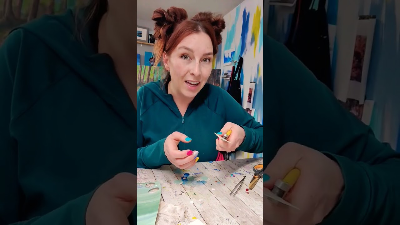 Last minute gift tags with watercolor!   #gifttags #diygifttags #holidaycrafts #easywatercolor