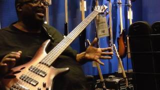 Video thumbnail for IBANEZ SR 30TH Anniversary Bass - maxproud by maxproud