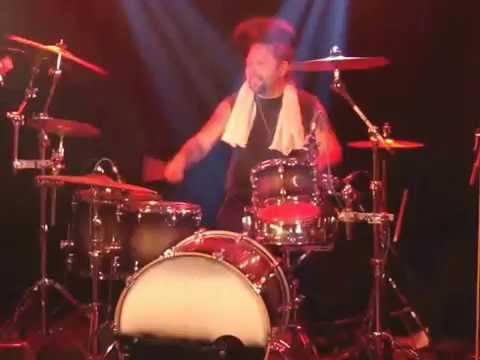 Cower - Cower   Popravte svět