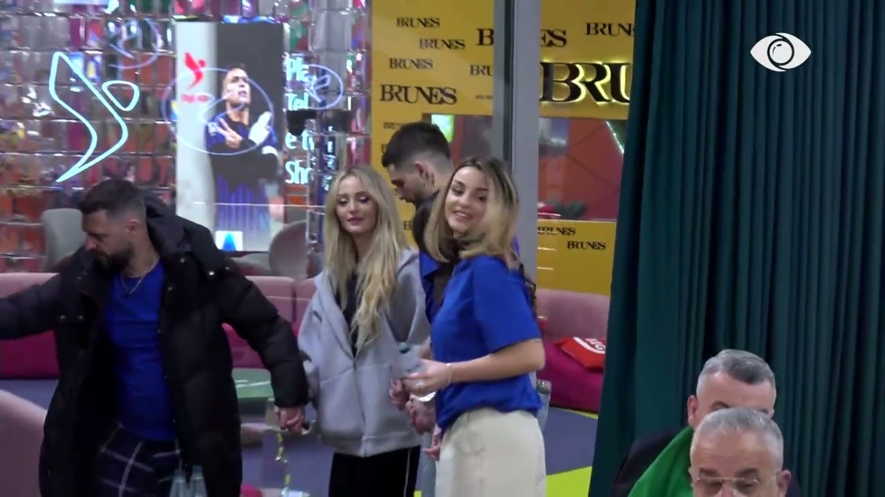 “Çfarë pe mes tre burrave”/ Kristi debaton me Inën: Je mësuar ti vetë, mes disa gocave një djalë…