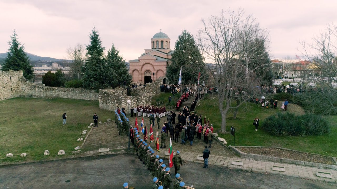 Пловдивският митрополит Николай извърши ритуала на Богоявление в Кърджали