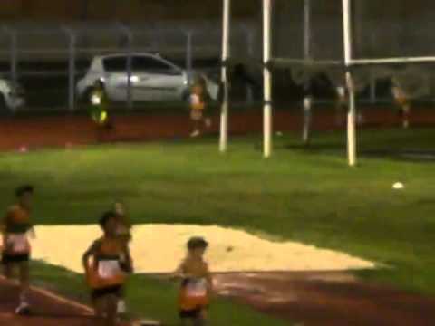 1000m Kalani 0403 2009 Ecoles d'athlétisme (8 ans 1/2).MOV