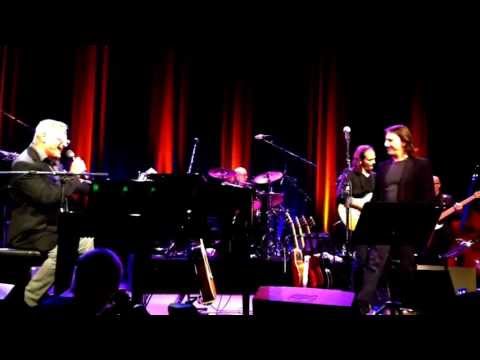 "Über die Grenzen..." Geburtstagskonzert von Pippo Pollina im Züricher Volkshaus