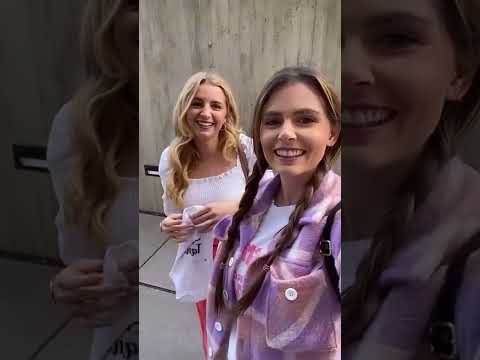 This is how my friend Jenni reacted to my pregnancy 🥰