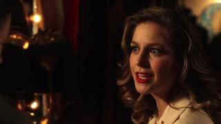 Melissa Benoist And Grant Gustin Singing &quot;Super Friends&quot; | The Flash And Supergirl Crossover