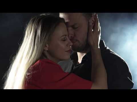 Červený Bicykel - Červený Bicykel - Chvíľu po daždi ( Official Video )