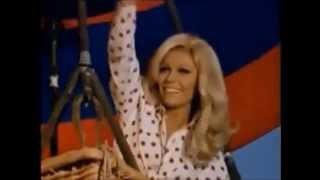 Nancy Sinatra vs Austin Powers-The Last of the Secret Agents-video edit