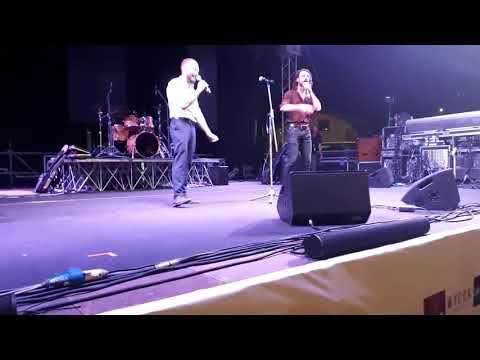 Presentato dai mitici the jackal