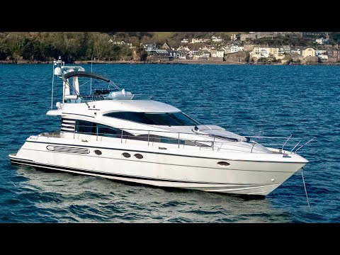 £380,000 Yacht Tour : 2001 SETAG Fairline Squadron 52