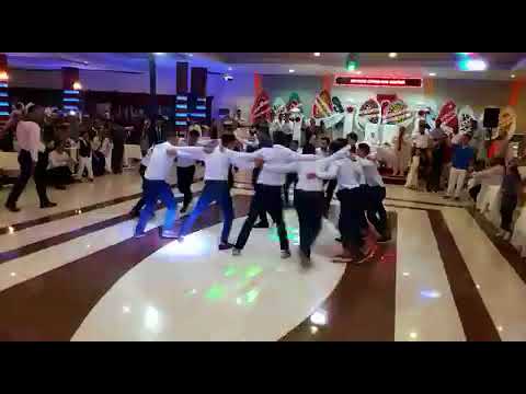 Öztürk Kardeşler'den Muhteşem Erik Dalı Performansı