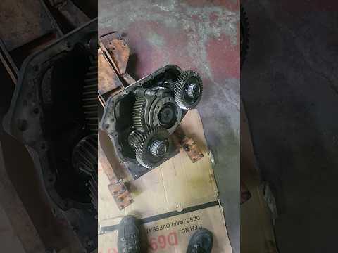 Eaton Fuller 10 Speed Synchronizer Replacement #diagnosing