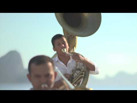 Rio Brass performing live