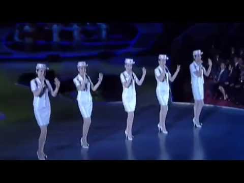 Moranbong Band, Noi amiamo, We Love (우리는 사랑, Ulineun salang)