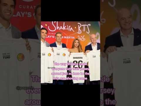 The way Shakira made everyone turn their jersey around just so hers be the only one showing name 😭