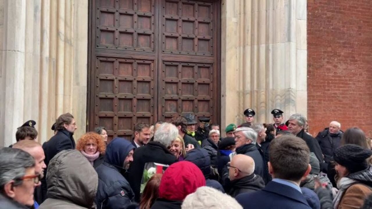 Vanoni, l'ultimo saluto della città di Milano